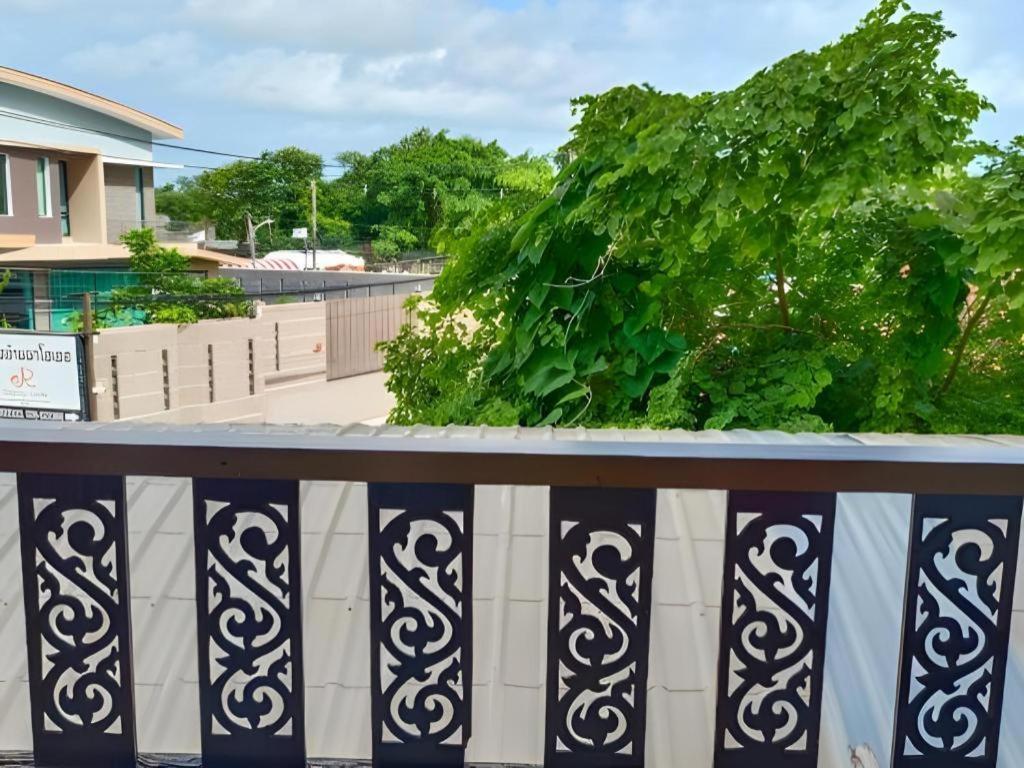 Rayong Lanna Hotel Eksteriør bilde
